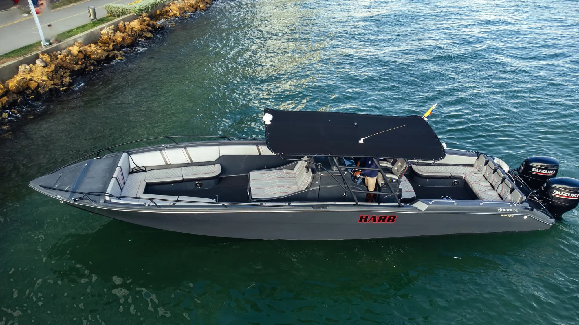 Harb Firpool 42ft speedboat in Cartagena